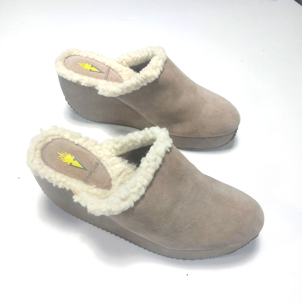 Women's Beige Volatile Leather Clog Size 10